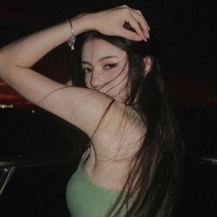 美人无泪